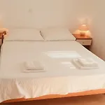 Apartment Sonja Kukljica