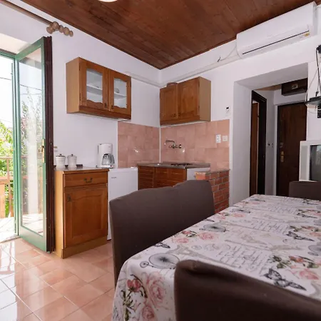 Sonja Apartman