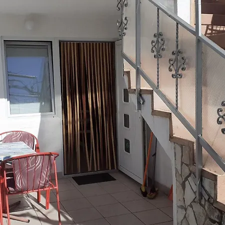 Apartment Din Kukljica