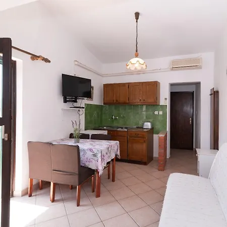 Apartament Sonja *