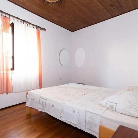Apartament Sonja *